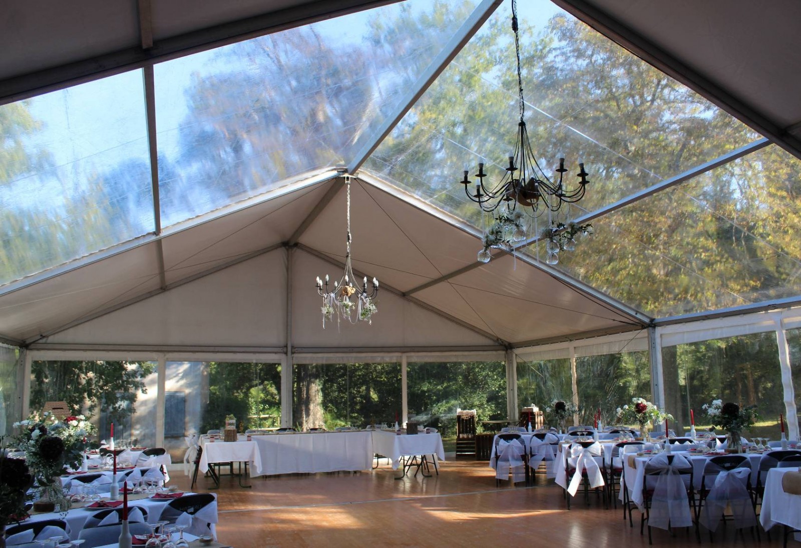 Location de structure 150 m² pour un mariage à  Carces dans le Var